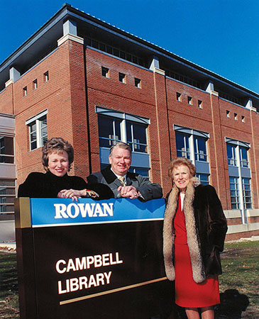 Portrait of Rob Hilliker, Associate Provost of Rowan Univeristy Libraries