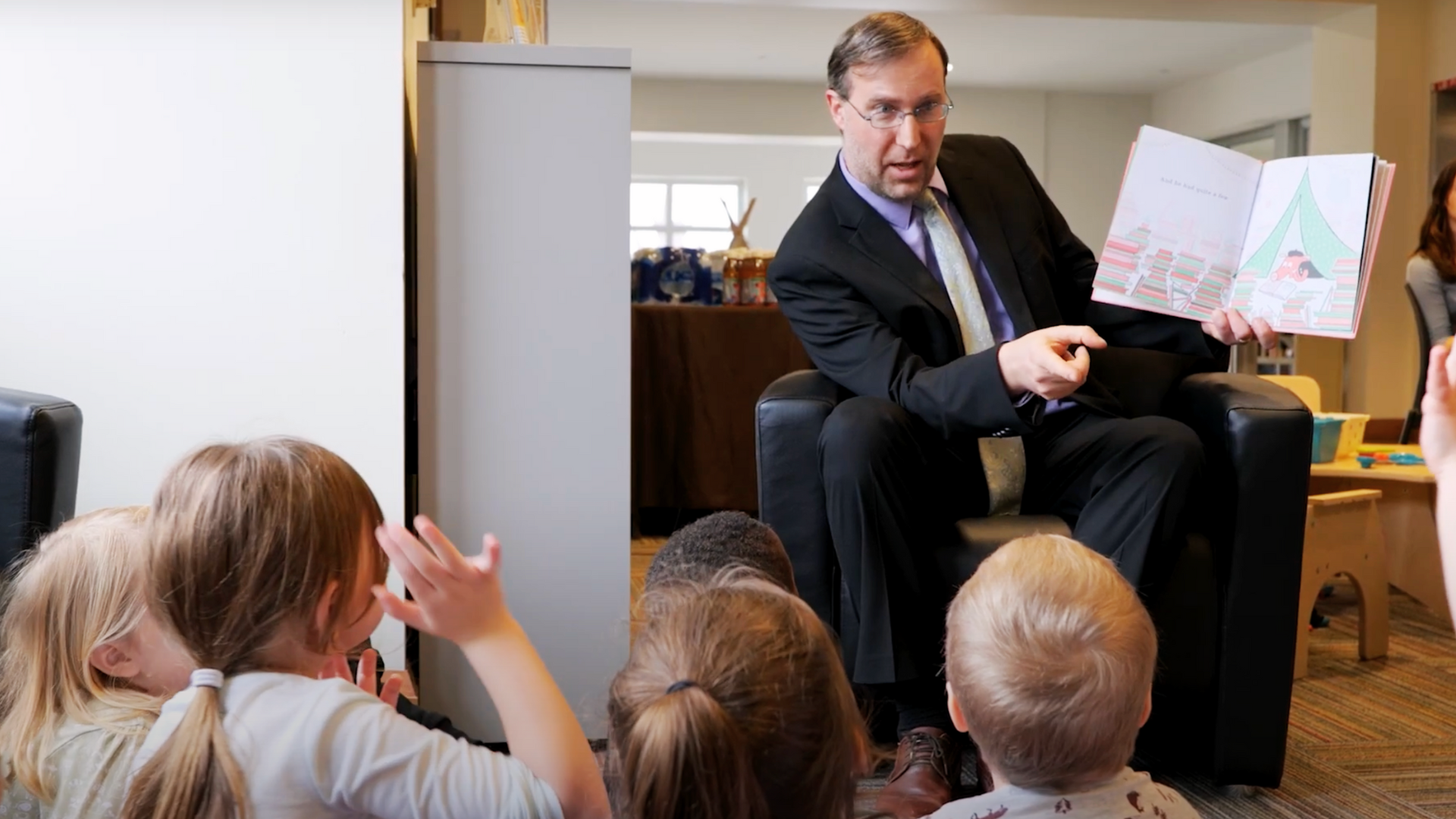 Portrait of Rob Hilliker, Associate Provost of Rowan Univeristy Libraries